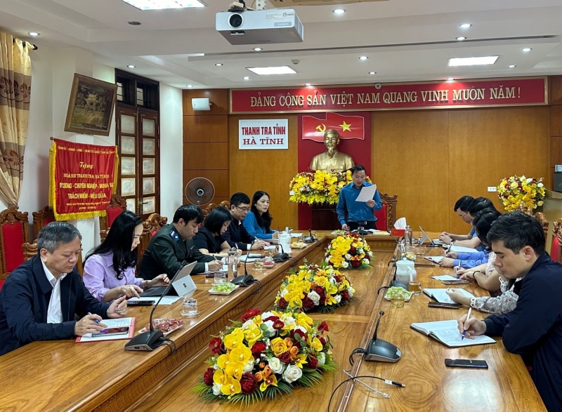 Công đoàn Viên chức Hà Tĩnh làm việc với Công đoàn Khối Kinh tế - Tổng hợp, Công đoàn Khối Nội chính- chính quyền.